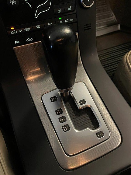 Volvo V70 9 of 30