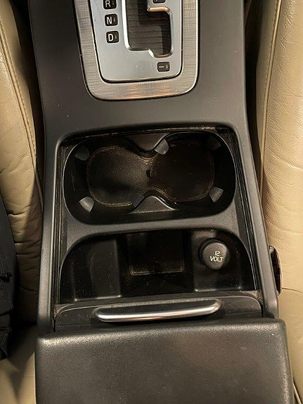 Volvo V70 8 of 30