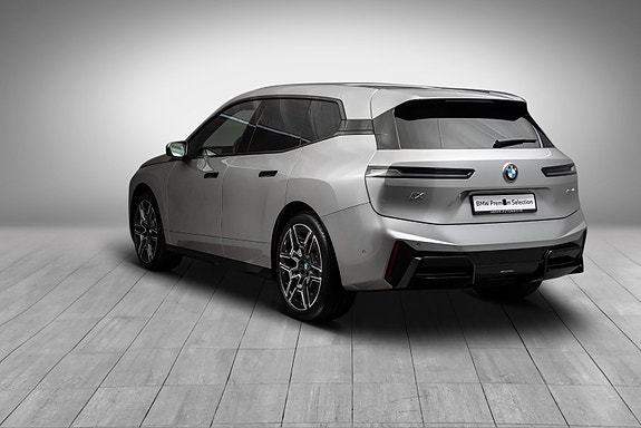 BMW iX 3 of 28