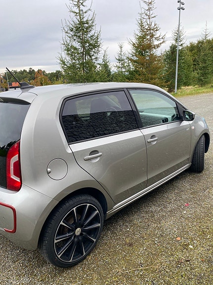 Volkswagen e-Up! 4 of 14