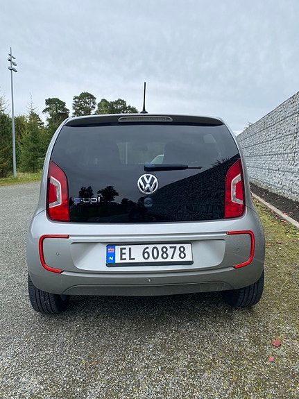 Volkswagen e-Up! 6 of 14
