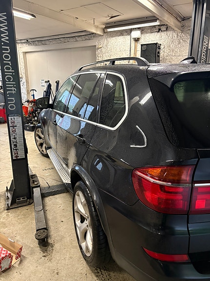 BMW X5 5 of 9