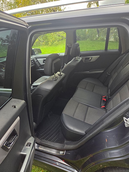 Mercedes-Benz GLK220 30 of 30