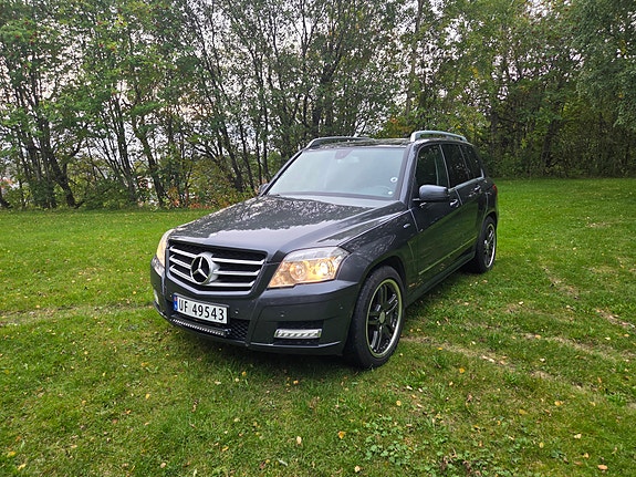 Mercedes-Benz GLK220 4 of 30