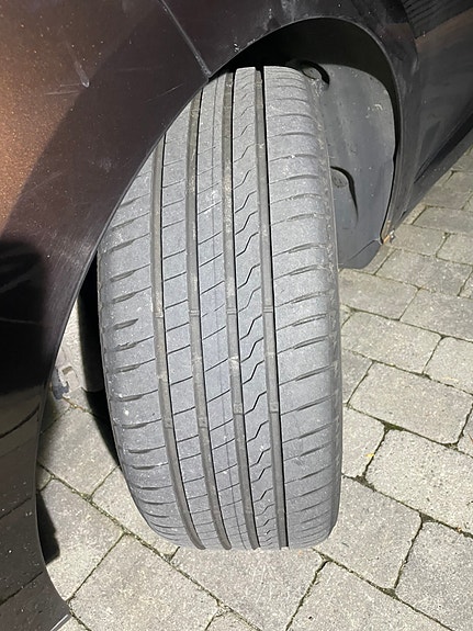 Renault Megane 10 of 13