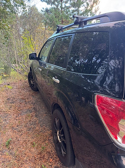 Subaru Forester 5 of 11