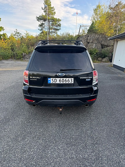 Subaru Forester 9 of 11