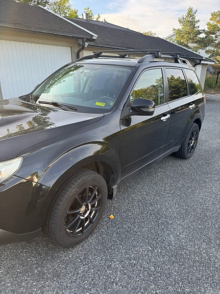 Subaru Forester 8 of 11