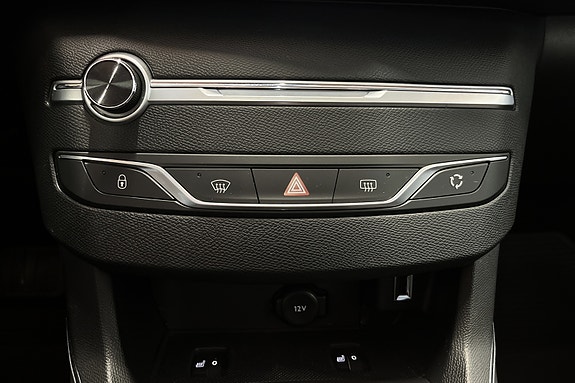 Peugeot 308 15 of 24
