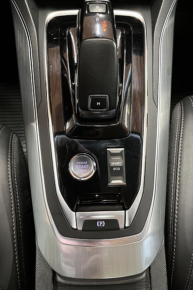 Peugeot 308 14 of 24