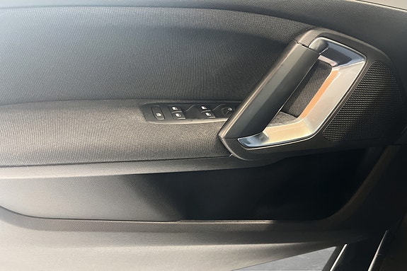 Peugeot 308 19 of 24