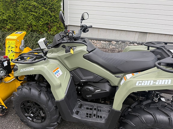 Can-Am Outlander Pro+ 450 T DPS 6 of 10