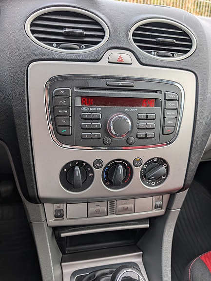 Ford Focus 18 of 30