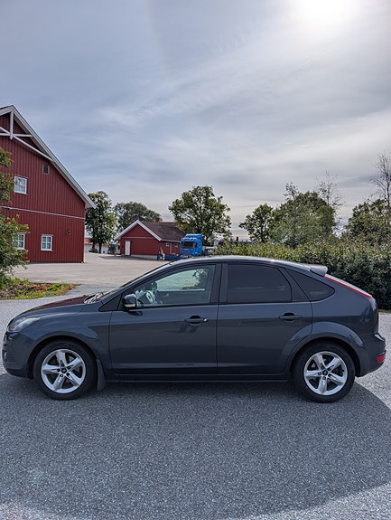 Ford Focus 2 of 30