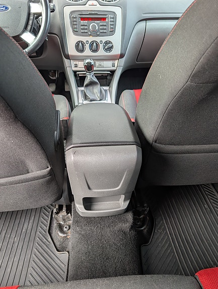 Ford Focus 20 of 30