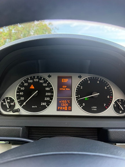 Mercedes-Benz B170 12 of 15