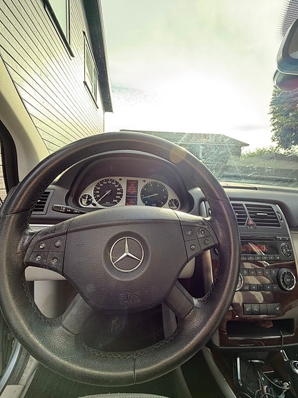 Mercedes-Benz B170 11 of 15