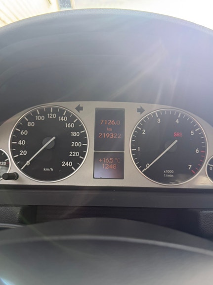 Mercedes-Benz B170 10 of 15