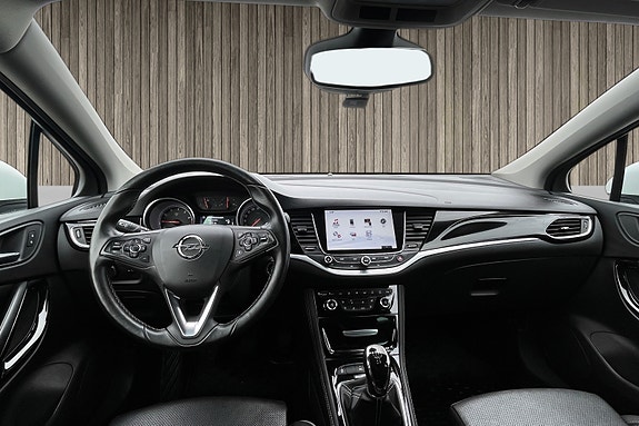 Opel Astra 13 of 30