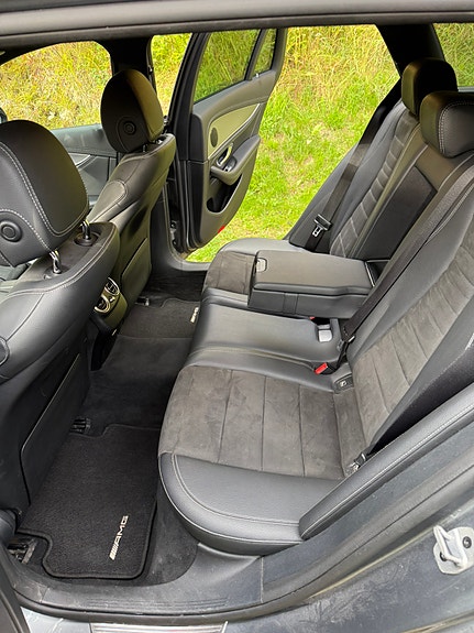 Mercedes-Benz E300 de 15 of 19