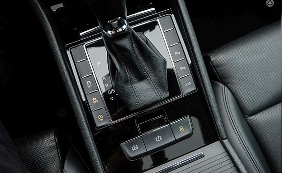 Skoda Superb 22 of 30