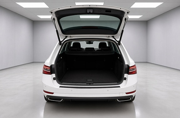 Skoda Superb 8 of 30