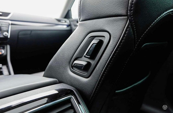 Skoda Superb 18 of 30