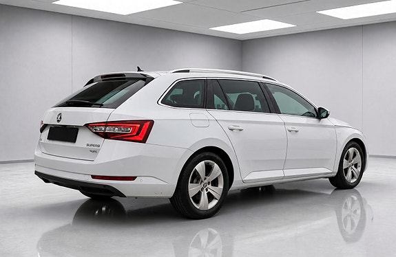 Skoda Superb 4 of 30