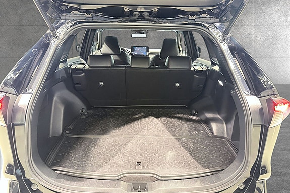 Toyota RAV4 18 of 21