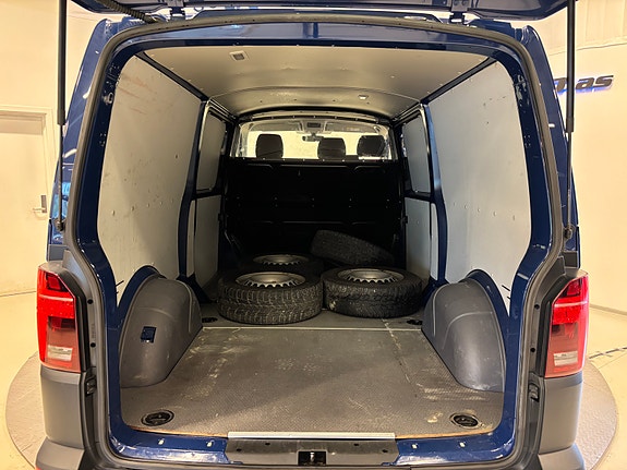 Volkswagen Transporter 23 of 24