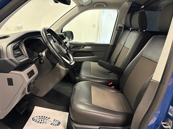 Volkswagen Transporter 10 of 24