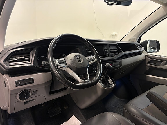 Volkswagen Transporter 11 of 24