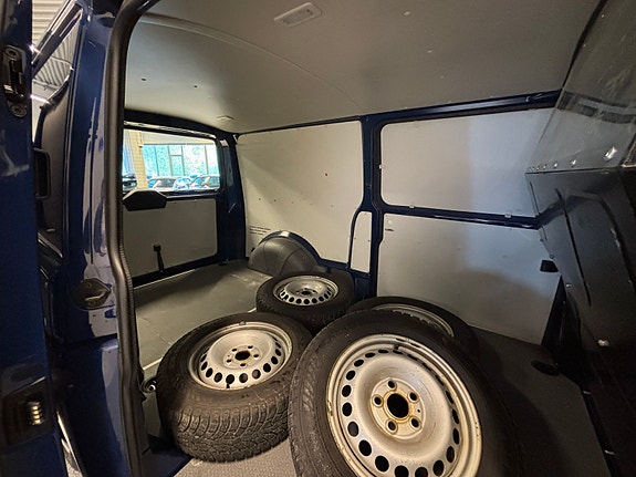 Volkswagen Transporter 21 of 24
