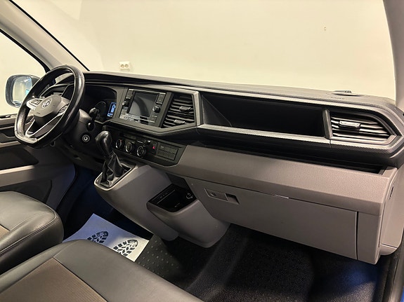 Volkswagen Transporter 13 of 24