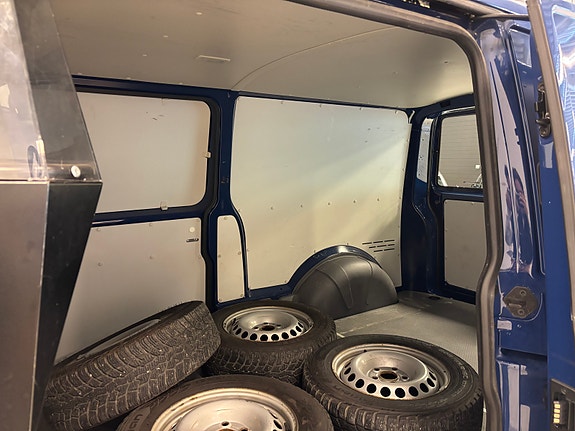 Volkswagen Transporter 22 of 24