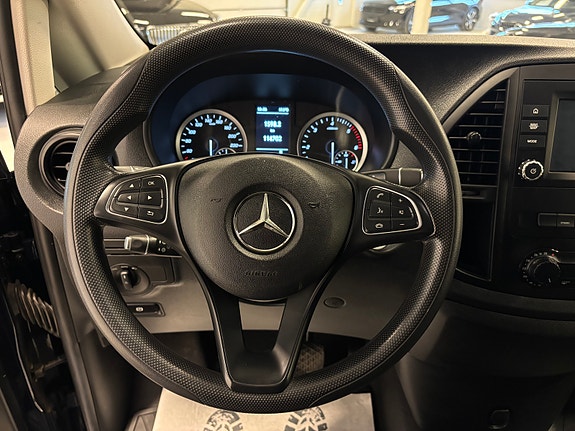 Mercedes-Benz Vito 12 of 25