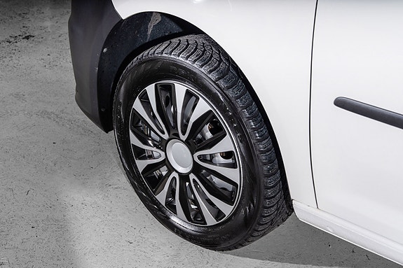 Volkswagen Caddy 9 of 21
