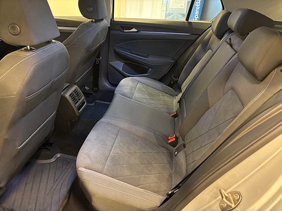 Volkswagen 28 of 30