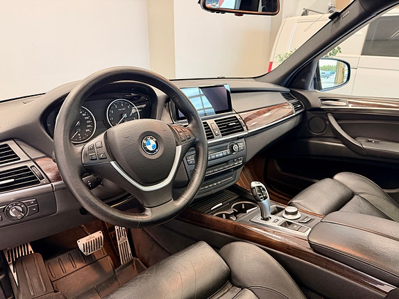 BMW X5 13 of 30
