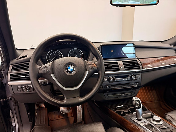 BMW X5 21 of 30