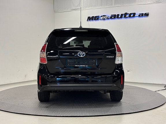 Toyota Prius 5 of 27