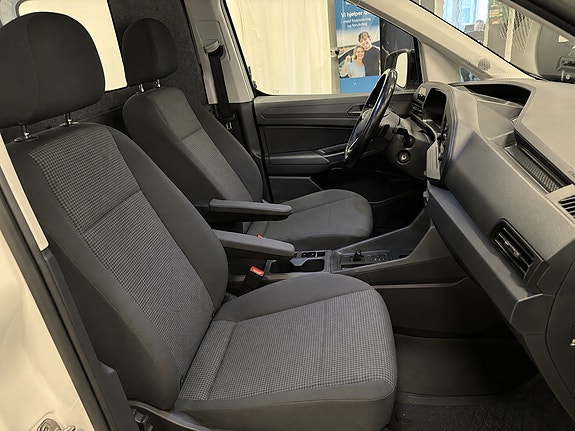 Volkswagen Caddy Maxi 10 of 23