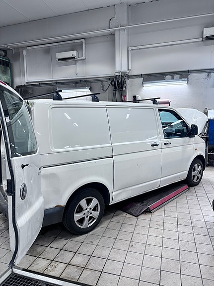 Volkswagen Transporter 5 of 9