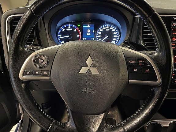 Mitsubishi Outlander 17 of 30