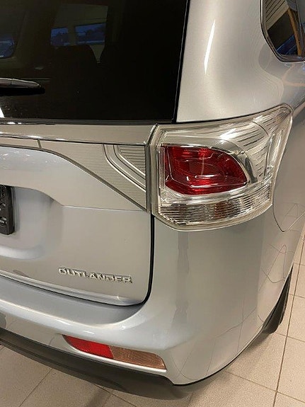 Mitsubishi Outlander 30 of 30