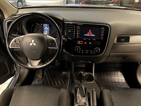 Mitsubishi Outlander 7 of 30