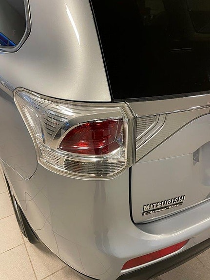 Mitsubishi Outlander 29 of 30