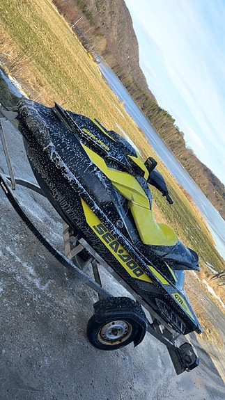 Seadoo 215 3 of 5