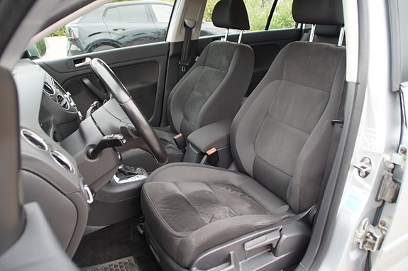 Volkswagen Golf Plus 16 of 30