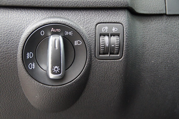 Volkswagen Golf Plus 13 of 30